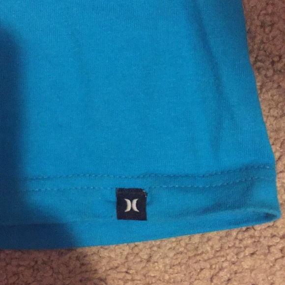 Hurley-size S tee- great aqua blue color! - Picture 3 of 4